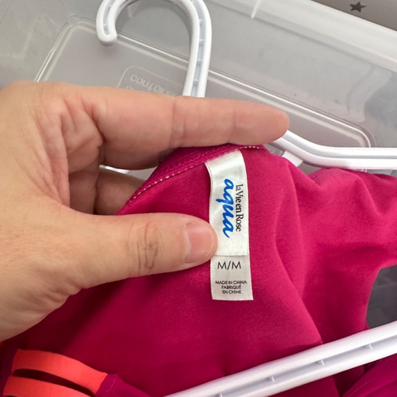 la vie en rose bikini Set EUC Top S Bottom M Stand out Color scheme design - Picture 13 of 16